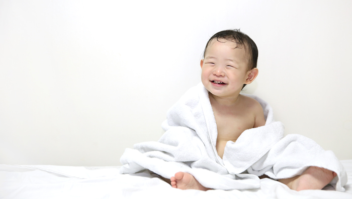 친환경 효소를 사용해 제작하는 송월타올은 아기와 피부가 예민한 사람들에게도 호응이 좋다. 