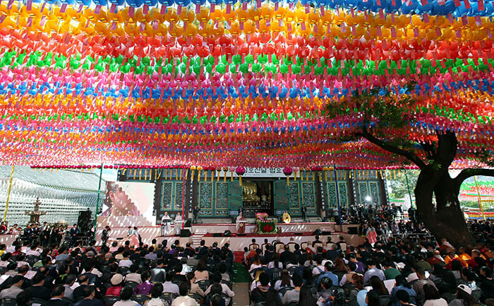 Buddhas Geburtstag Wird In Seoul Gefeiert Korea Net The Official Website Of The Republic Of Korea