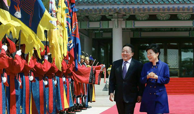 President_Mongolia_Summit_0519_02.jpg