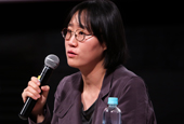 Regisseurin Jung July wird für ihren Debütfilm „A Girl at My Door” ausgezeichnet
