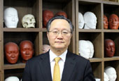 Von Da Vinci träumen: Gesichtswissenschaftler Cho Yong-in