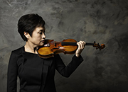 Aufführung von Werken Bachs mit der Violinistin Chung Kyung Wha
