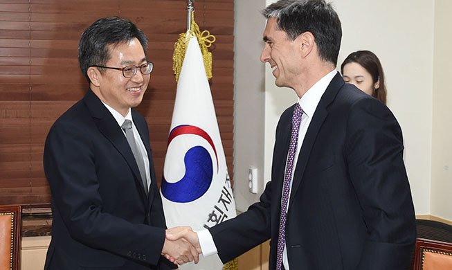 IWF hebt wieder südkoreanische Wachstumsprognose für 2017 auf 3,2% an