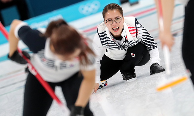 Südkoreas Curling-Mannschaft der Frauen „Team Kim“ erreicht das Halbfinale