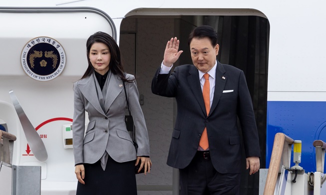 Präsident Yoons Abreise in die Niederlande
