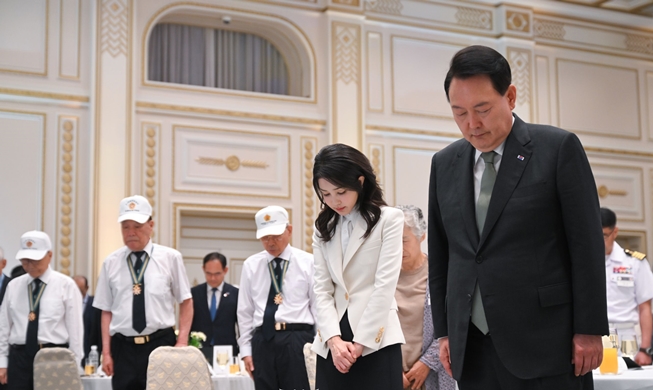 Präsident Yoon: „Patrioten und Kriegsveteranen sind Helden von Südkorea“
