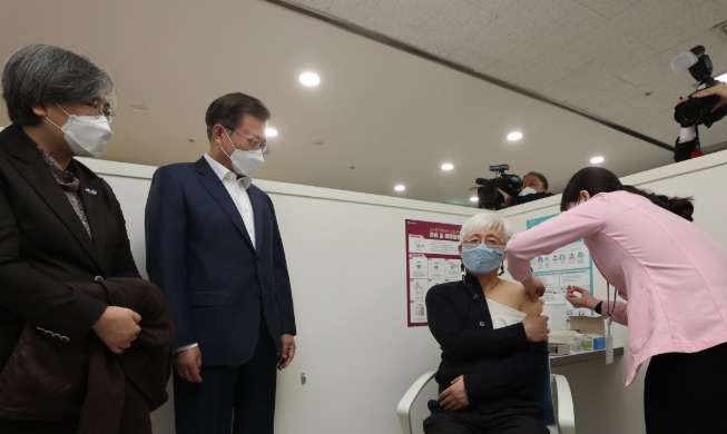 Korea beginnt mit COVID-19-Impfungen