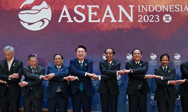Präsident Yoon nahm am 24. Gipfeltreffen mit ASEAN teil