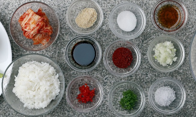 Zutaten, die du als Fan der koreanischen Küche auf jeden Fall zuhause haben solltest