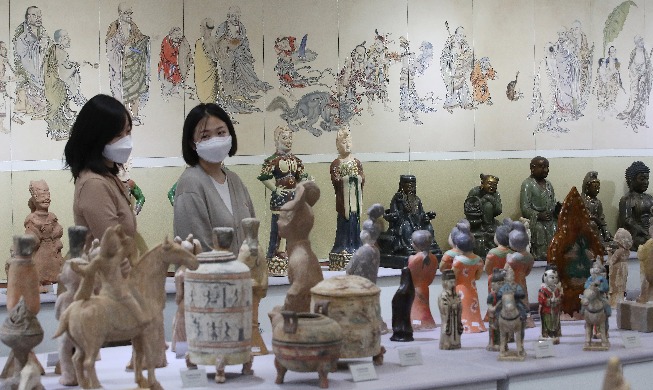 [Korea in Fotos] Wir feiern 30 Jahre: Exponate bei der Ausstellung mit dem Kulturerbe von Seoul und Beijing