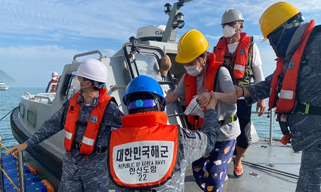 [Korea in Fotos] Impfzentrum an Bord des Marineschiffs Hansando