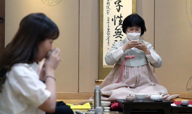 [Korea in Fotos] Teezeremonie im Vorfeld des Dano-Feiertages