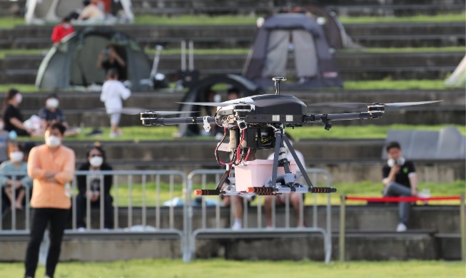 Koreanische High-Tech-Drohnen liefern Essen aus