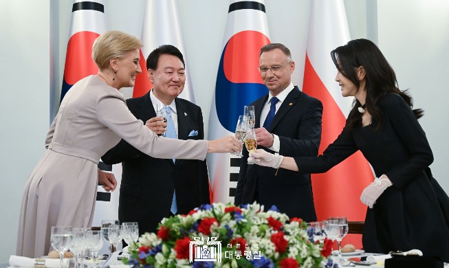 Präsident Yoon in Polen: „Solidarität beider Länder ist wichtig.“