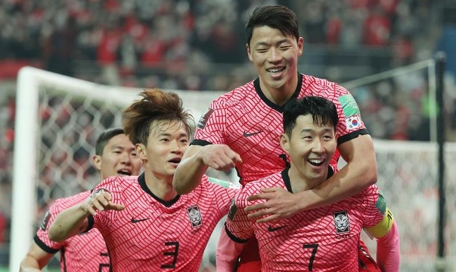 Südkorea besiegt den Iran im WM-Qualifikationsspiel mit 2:0