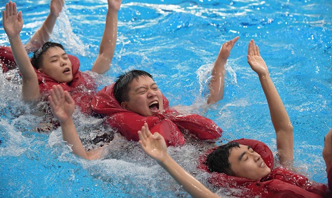 [Korea in Fotos] Trainieren mit Kampfschwimmern gegen brütende Hitze