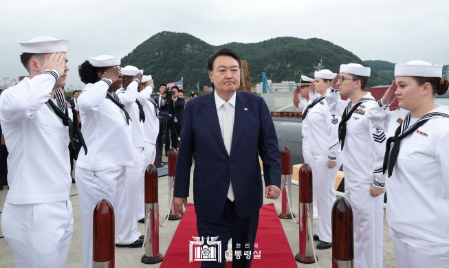 Präsident Yoon stieg als erster ausländischer Staatschef ins amerikanische Kern-U-Boot