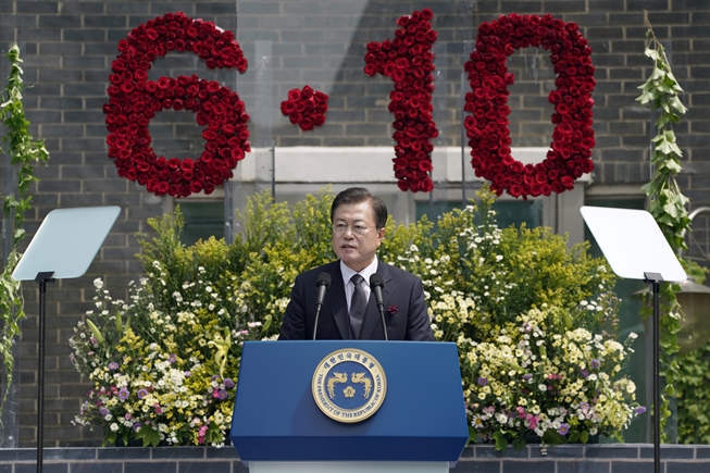 Moon: Unsere Demokratie hat Korea zum Vorbild der COVID-19-Prävention gemacht