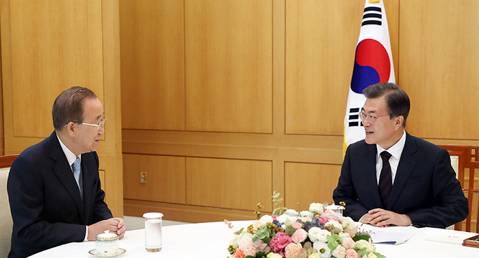 170911_moonban_art1.jpg