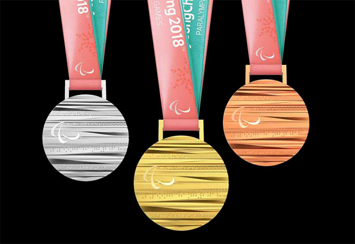 171212_medalpara_1.png