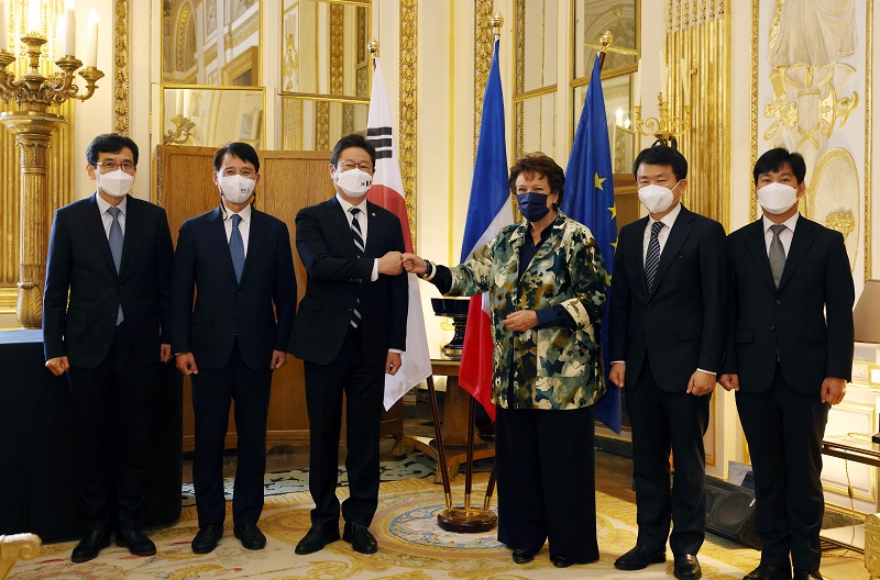 hwanghee2