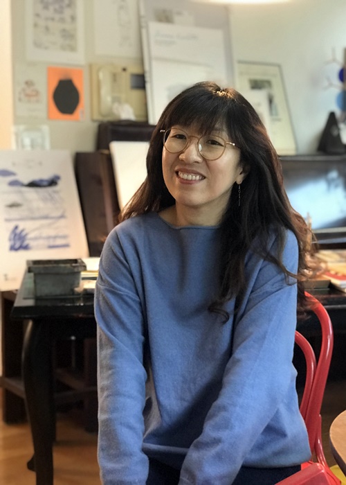 Illustratorin Lee Suzy gewann am 21. März 2022 als erste Südkoreanerin den Hans-Christian-Andersen-Preis, der als Nobelpreis für Kinderliteratur gilt. 