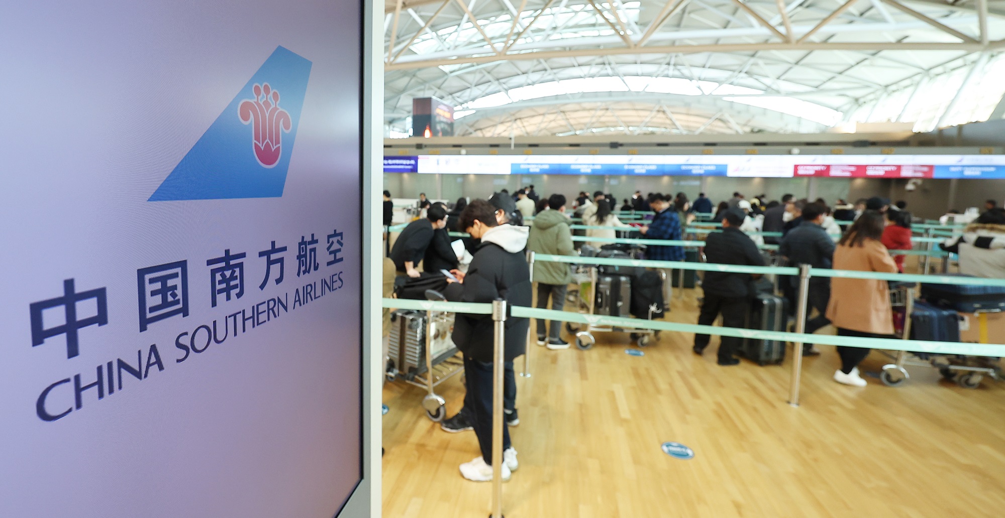 Korea wird ab dem 1. März die obligatorischen PCR-Tests nach der Ankunft für alle Einreisenden aus China aufheben. ⓒ Yonhap News