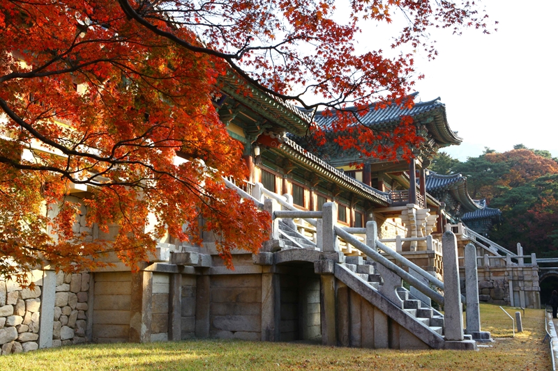 Cheongungyeo-Brücke und Baegungyo-Brücke im Bulguksa-Tempel in Gyeongju. ⓒ Lee Beom-soo von Photo Korea der Korea Tourism Organization