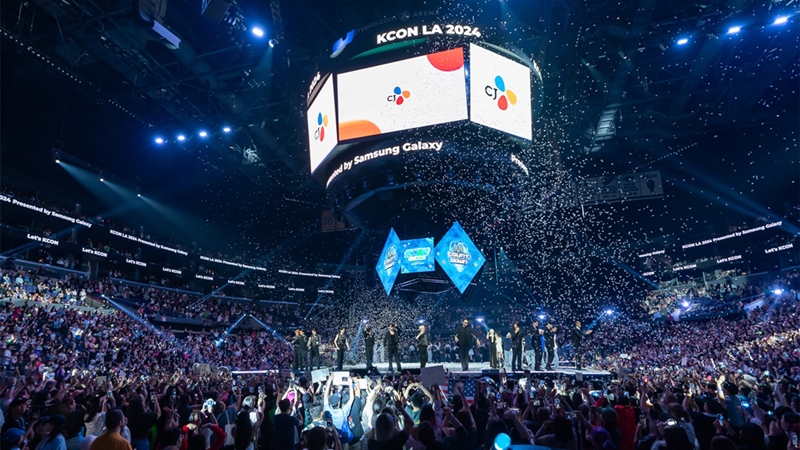 Foto vom KCON LA 2024, das vom 26. Juli bis zum 28. Juli 2024 in Los Angeles in den USA stattfand ⓒ CJ ENM