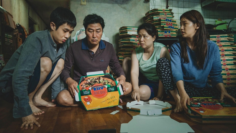 ﻿Der koreanische Film “Parasite“ von Filmregisseur Bong Joon-ho nimmt bei der “100 Best Movies of the 21st Century” der US-amerikanischen Tageszeitung New York Times den ersten Platz ein ⓒ CJ ENM