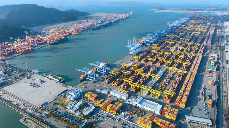 Die Exporte der koreanischen IKT erreichten im vergangenen Monat dank der Zunahme der Halbleiter-Ausfuhren den Höchstrekord. Foto vom Busan-Hafen ⓒ Busan Port Authority  