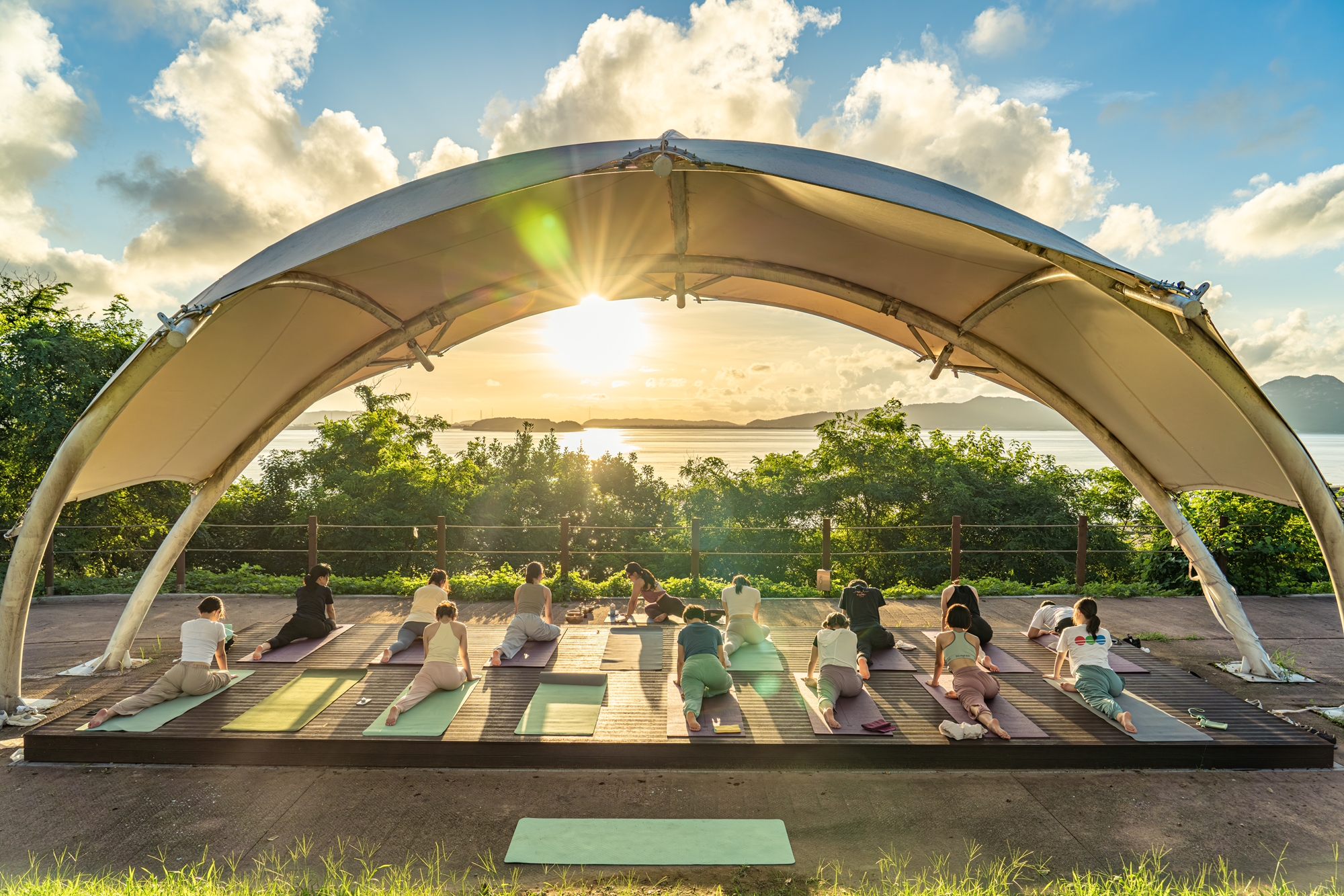 Foto des Yogaunterrichtes auf der Insel Ganghwado, Incheon ⓒ Korea Tourism Organization