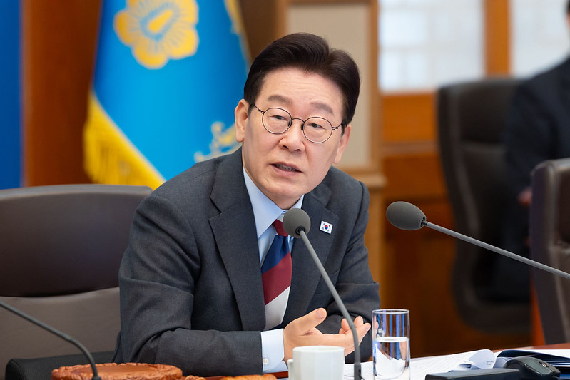 Am 5. M&auml;rz f&uuml;hrt Pr&auml;sident Lee Jae Myung im Cheong Wa Dae die Kabinettsitzung ⓒ Cheong Wa Dae 