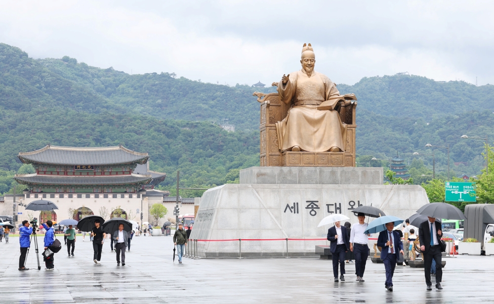 Die Stadt Seoul wird zwei Jahre in Folge bei den vom US-amerikanischen Business-Reisemagazin &ldquo;Global Traveler&rdquo; organisierten &ldquo;Leisure Lifestyle Awards&rdquo; als die &ldquo;beste Freizeitstadt Asiens&rdquo; (Best Leisure Destination in Asia) ausgew&auml;hlt ⓒ Lee Jeong Woo/korea.net 