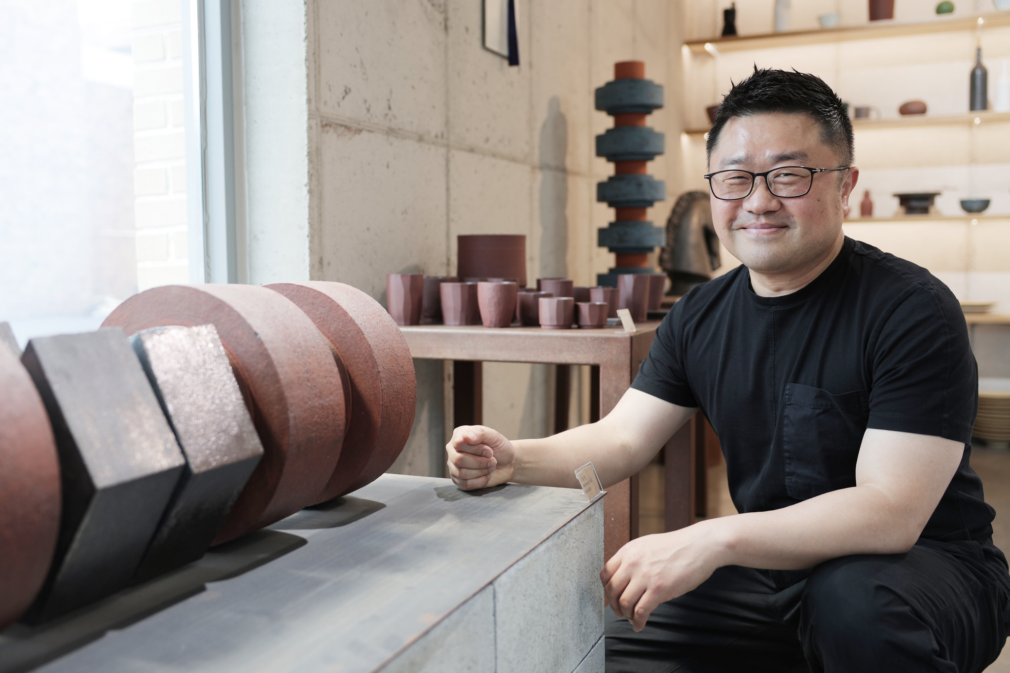 Am 5. Juli trifft das Korea.net-Team im Keramikkunstdorf Icheon in der Provinz Gyeonggi-do den Keramikkünstler Kim Il Wan, Leiter der Gallery Mieum