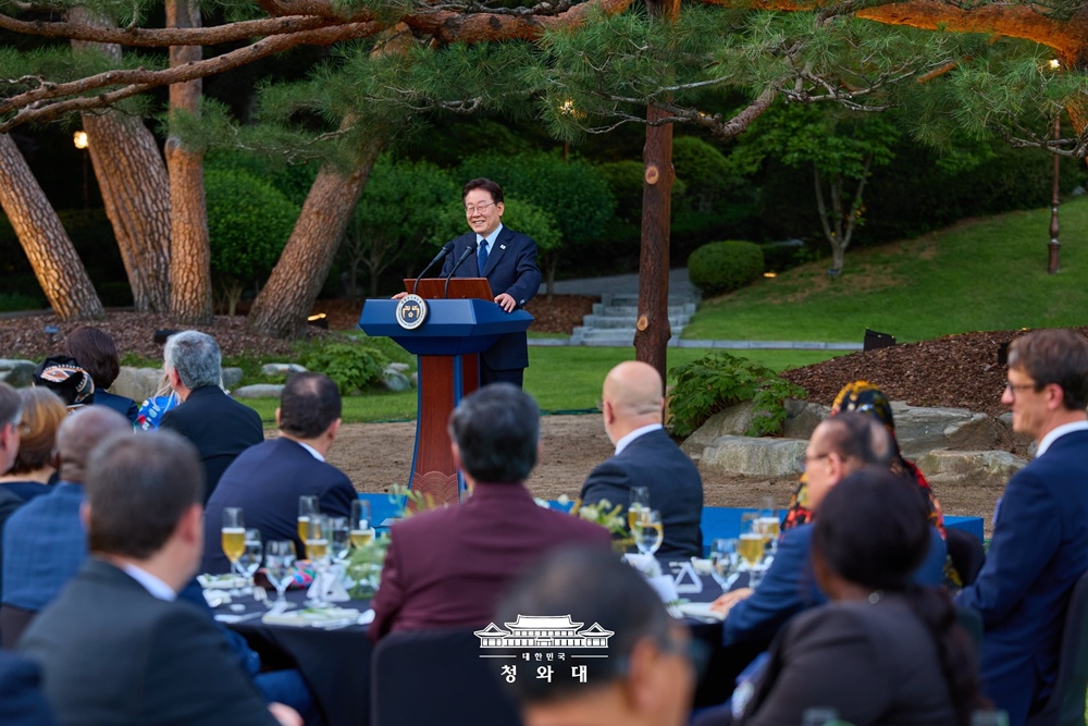 Am 23. Juni &auml;u&szlig;ert sich Pr&auml;sident Lee Jae Myung beim Staatsbankett im Cheong Wa Dae ⓒ Cheong Wa Dae 
