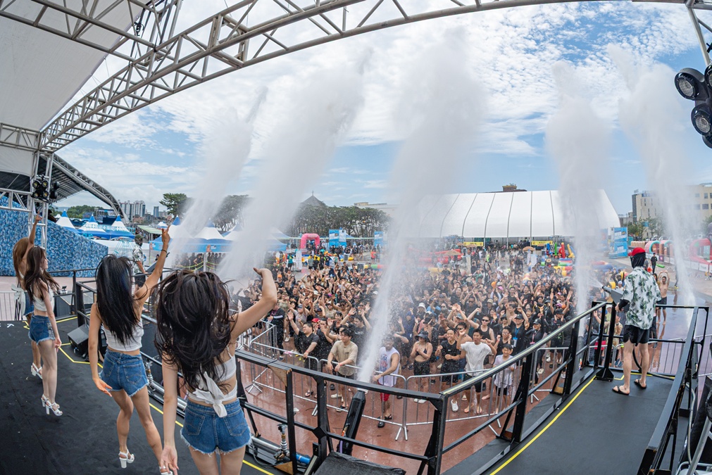Am 25. Juli findet am Strand Daecheon in Boryeong in der Provinz Chungcheongnam-do das 29. Boryeong-Schlammfestival statt ⓒ Boryeong Festival & Tourism Foundation