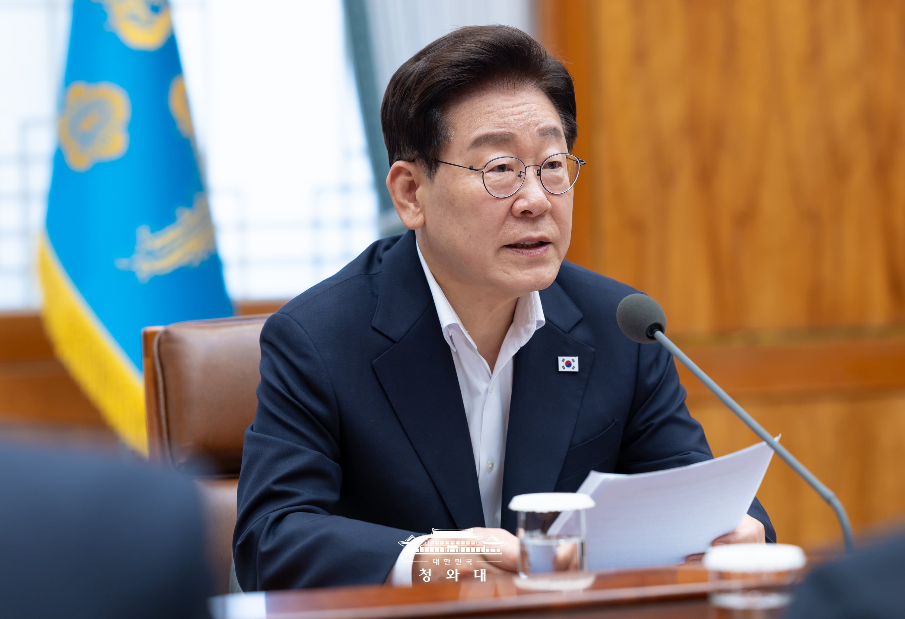 Am 10. August &auml;u&szlig;ert sich Pr&auml;sident Lee Jae Myung im Cheong Wa Dae bei der zweiten gemeinsamen Sitzung von Regierung und Privatwirtschaft zu den Mega-Projekten ⓒ Cheong Wa Dae