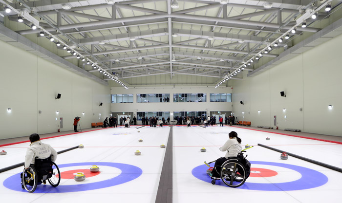 Icheon_Curling_Training_Center_03.jpg