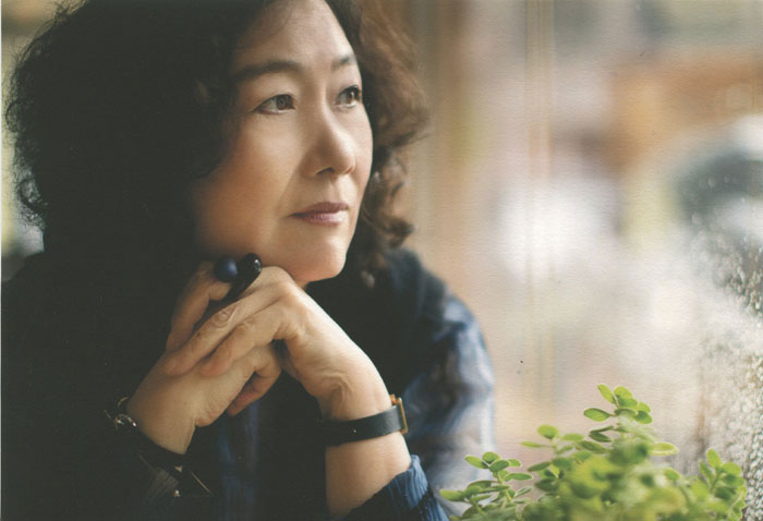 문정희 시인