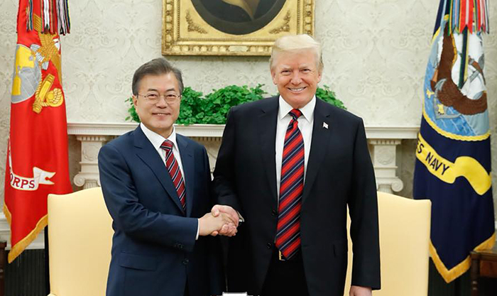 White_House_Summit_0523_01.jpg