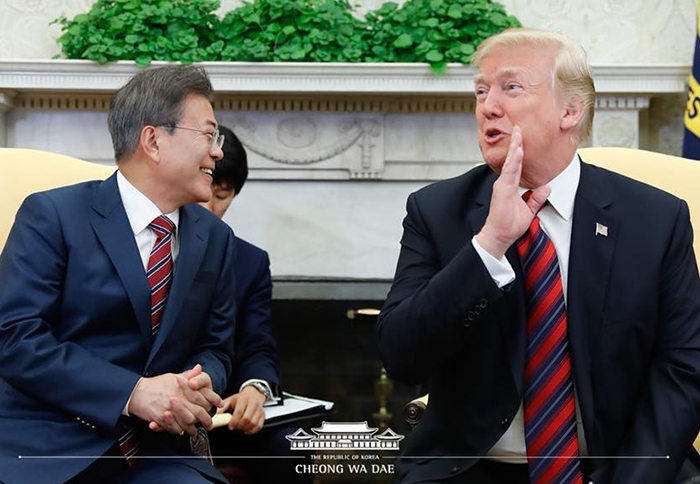 White_House_Summit_0523_02.jpg