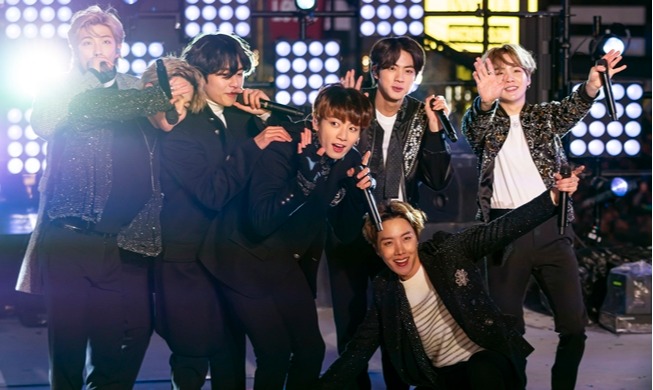 BTS stellt neuen Rekord für die Billboards Social 50 Charts auf