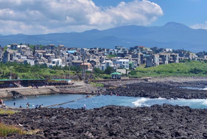 Nonjinmul-Strand auf der Insel Jeju