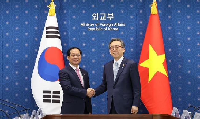 Außenministertreffen zwischen Korea und Vietnam