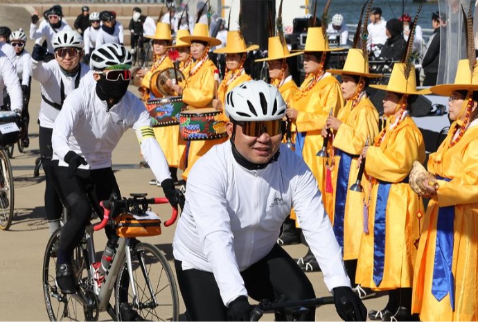 Radtour von New Chosun Tongsinsa