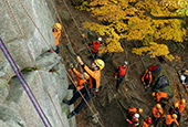 Genießen Sie das Bergsteigen und seien Sie vorsichtig dabei!