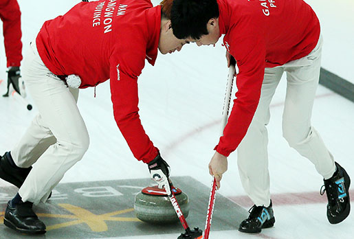 Curlingnationalmannschaft der Männer qualifiziert sich für die Olympischen Spiele