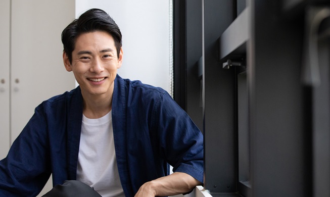 Teo Yoo, der Debütant in Cannes mit dem Film „Leto“: „Melancholie ist eine Gemeinsamkeit zwischen mir und Wiktor Choi“