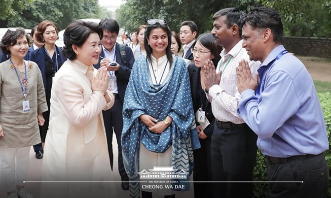 First Lady Kim Jung-sook betreibt ‚Kultur-Diplomatie‘ in Indien